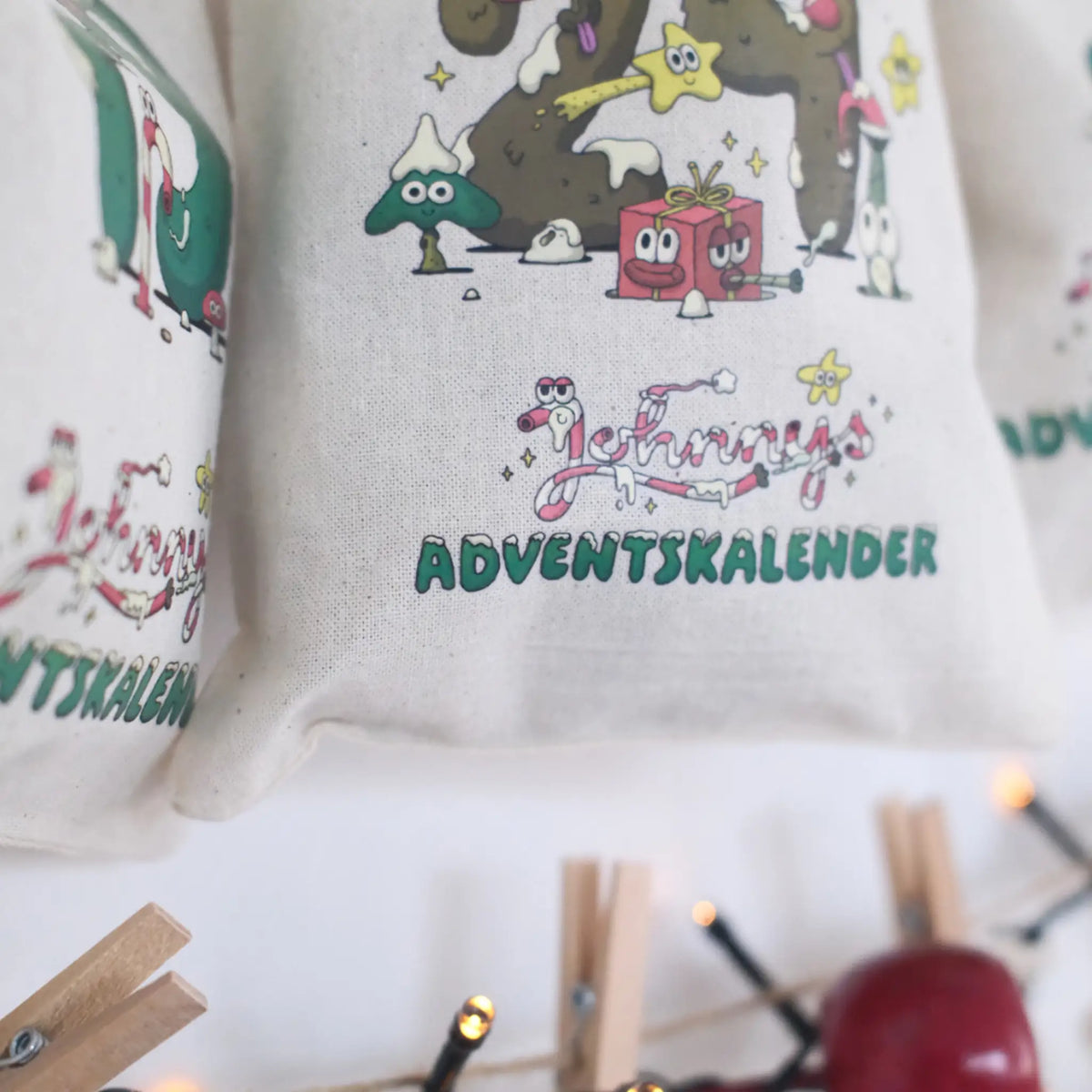 Johnnys-Premium-Adventskalender-Cannabis-Zubehoer-Adventskalender-Johnnys-Druck-Leinensaeckchen-Nr-1-Headshop-Deutschland-Johnnys-Headshop
