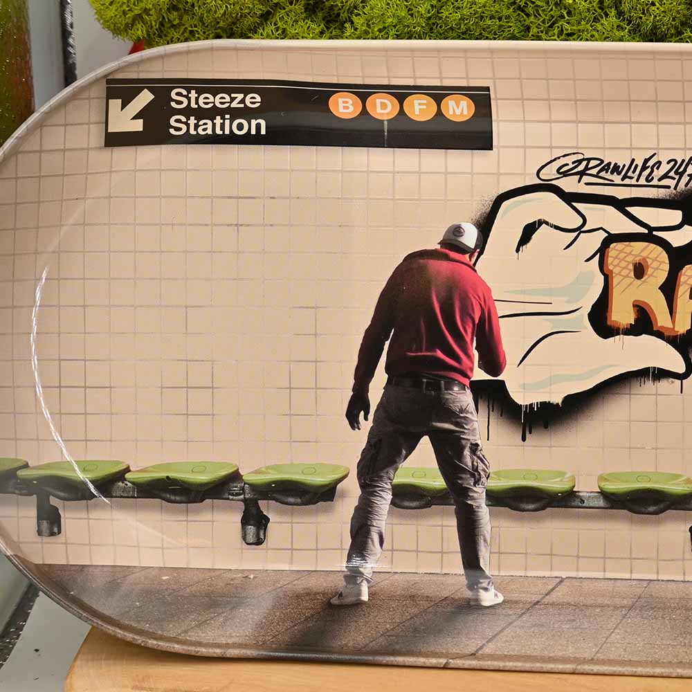 RAW Skate Rolling Tray Deck Graffiti 2