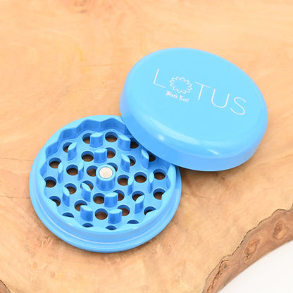 Black-Leaf-Lotus-Keramik-Grinder-Hellblau-Kraeutermuehle-Cannabis-Grinder-Kief-Grinder-Weed-Online-Headshop-guenstig-kaufen-Johnnys-Headshop