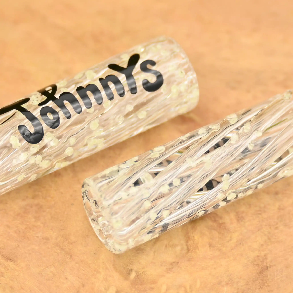 Johnnys-Glasfilter-Glow-in-the-Dark-Spiral-Tip-10mm-nachleuchtend-Glas-Tips-leuchtender-Glasfilter-Headshop-Zubehoer-Top-Qualitaet-Johnnys-Headshop