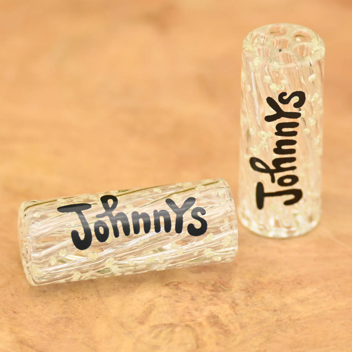 Johnnys-Glasfilter-Glow-in-the-Dark-Spiral-Tip-12mm-leuchtender-Glasfilter-Rauch-kuehlen-Headshop-Zubehoer-Top-Qualitaet-Johnnys-Headshop