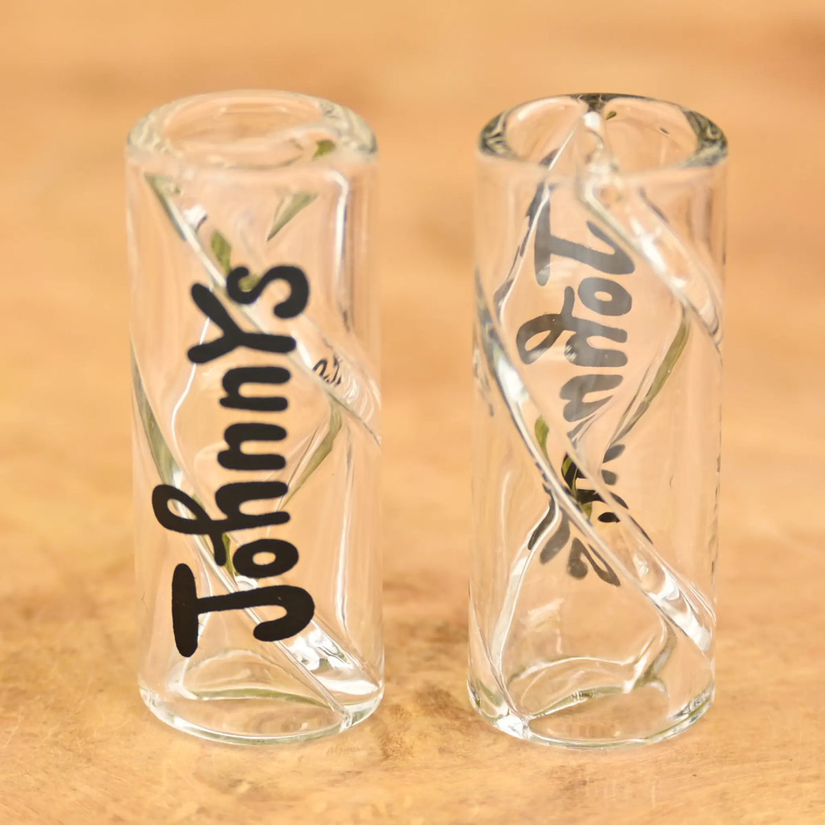 Johnnys-Glasfilter-Helix-12mm-Fusilli-Glasfilter-Joint-Mundstueck-Helix-Glas-Tip-Top-Headshop-fuer-Cannabis-Zubehoer-Johnnys-Headshop