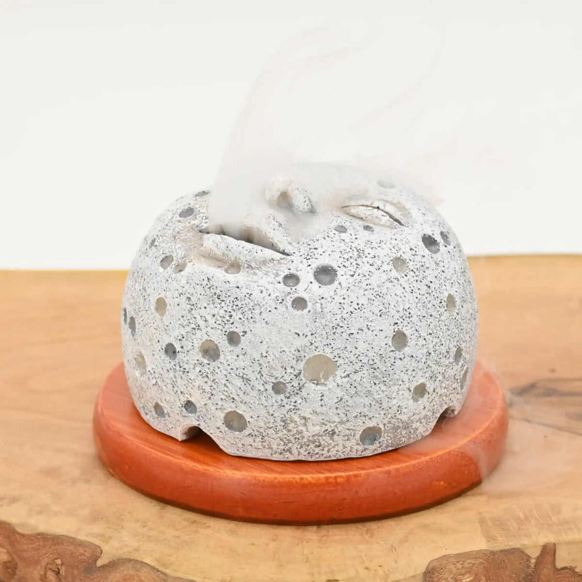 zen_buddha_10cm_kunstharz_polyresin_deko_raeucherbrunnen_rueckfluss_raeucherkegel_kaufen_headshop_Johnnys_Headshop