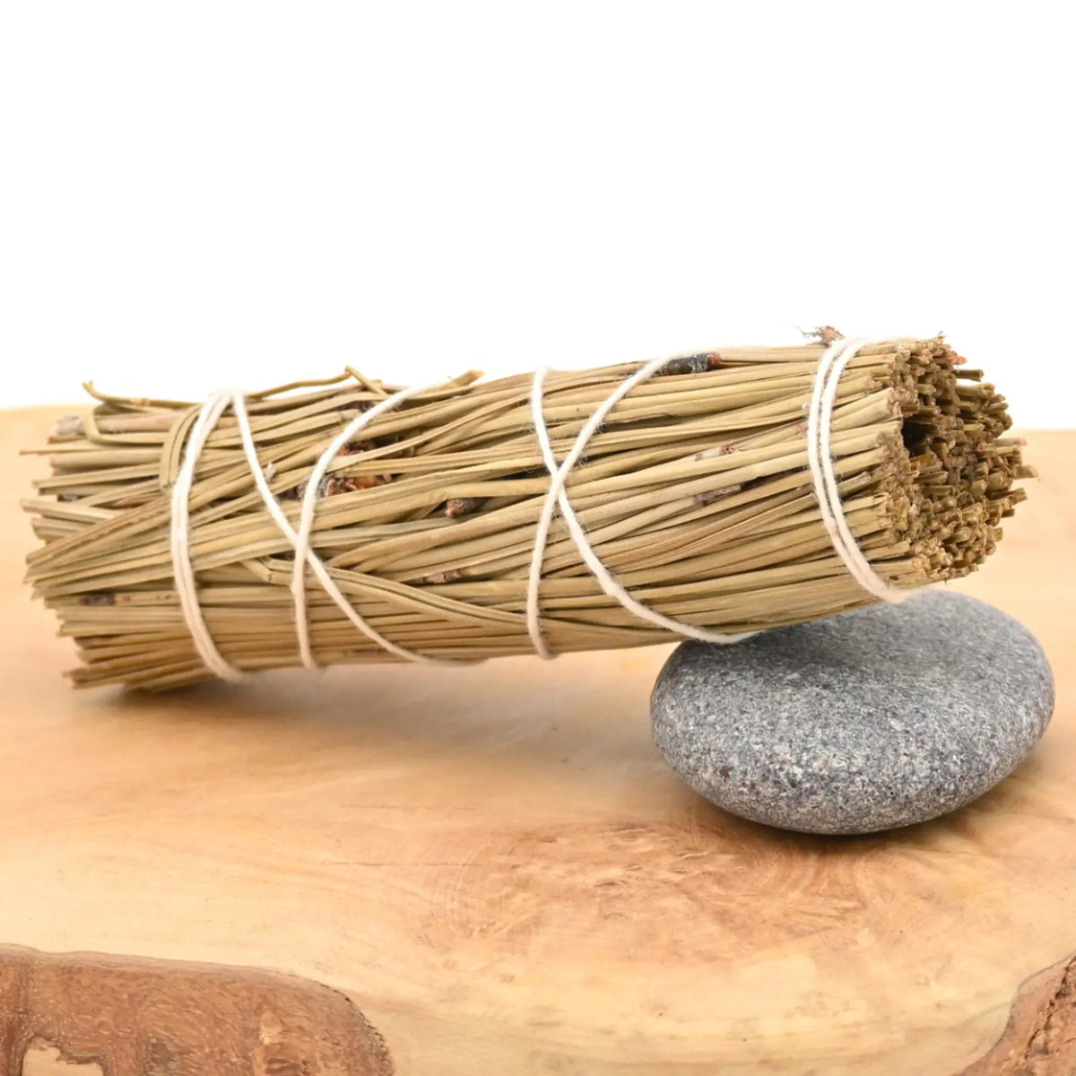 Raeucherbuendel-Kiefer-25g-Pine-Kiefer-raeuchern-Nadelholz-Raunaechte-Waldduft-Dein-Headshop-fuer-Gras-Zubehoer-Johnnys-Headshop