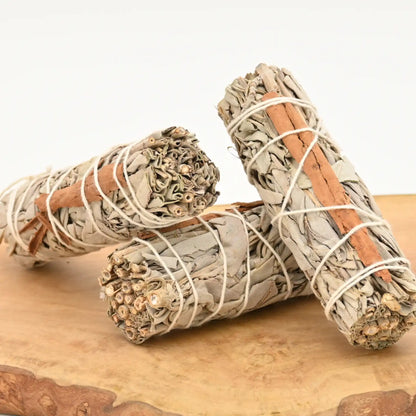 weisser_salbei_zimt_25g_naturprodukt_warm_suess_raeucherbuendel_smudge_stick_raeucherwerk_guenstig_headshop_Johnnys_Headshop
