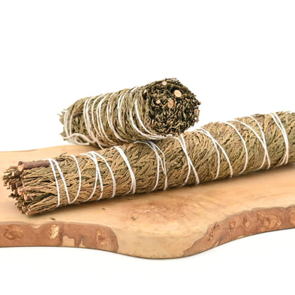 Raeucherbuendel-Zeder-gross-75g-Kraeuterbuendel-Smudge-Bundle-Raeucherbuendel-kaufen-Headshop-mit-besten-preisen-Johnnys-Headshop