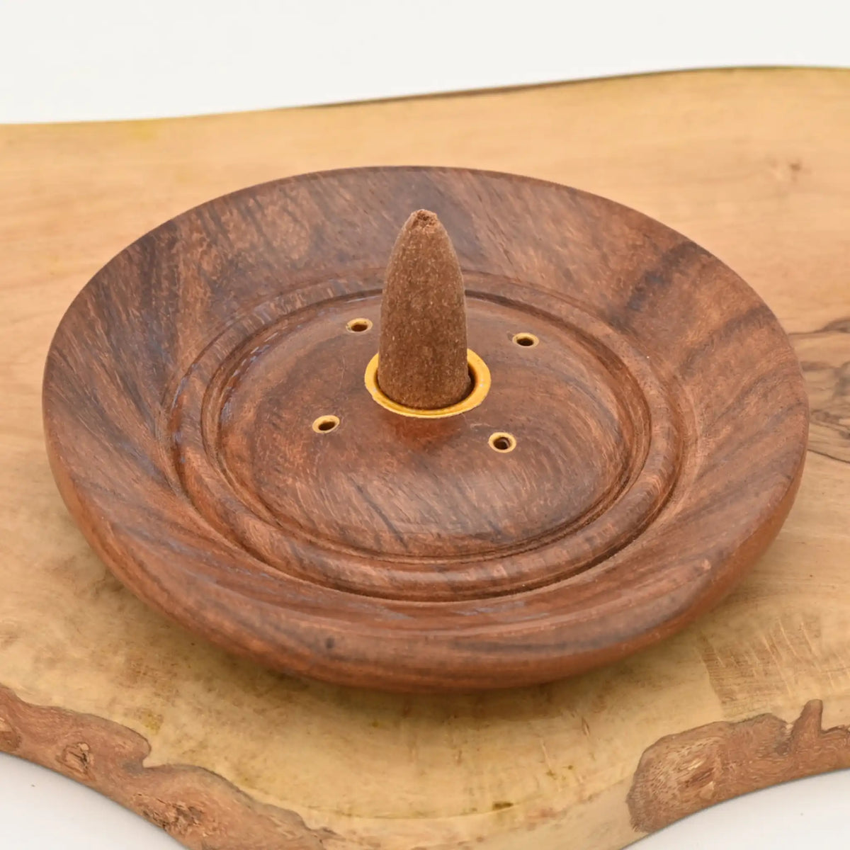 holz_rund_13cm_raeucherkegel_anwendung_raeucherstaebchen_halter_zubehoer_guenstig_headshop_Johnnys_Headshop