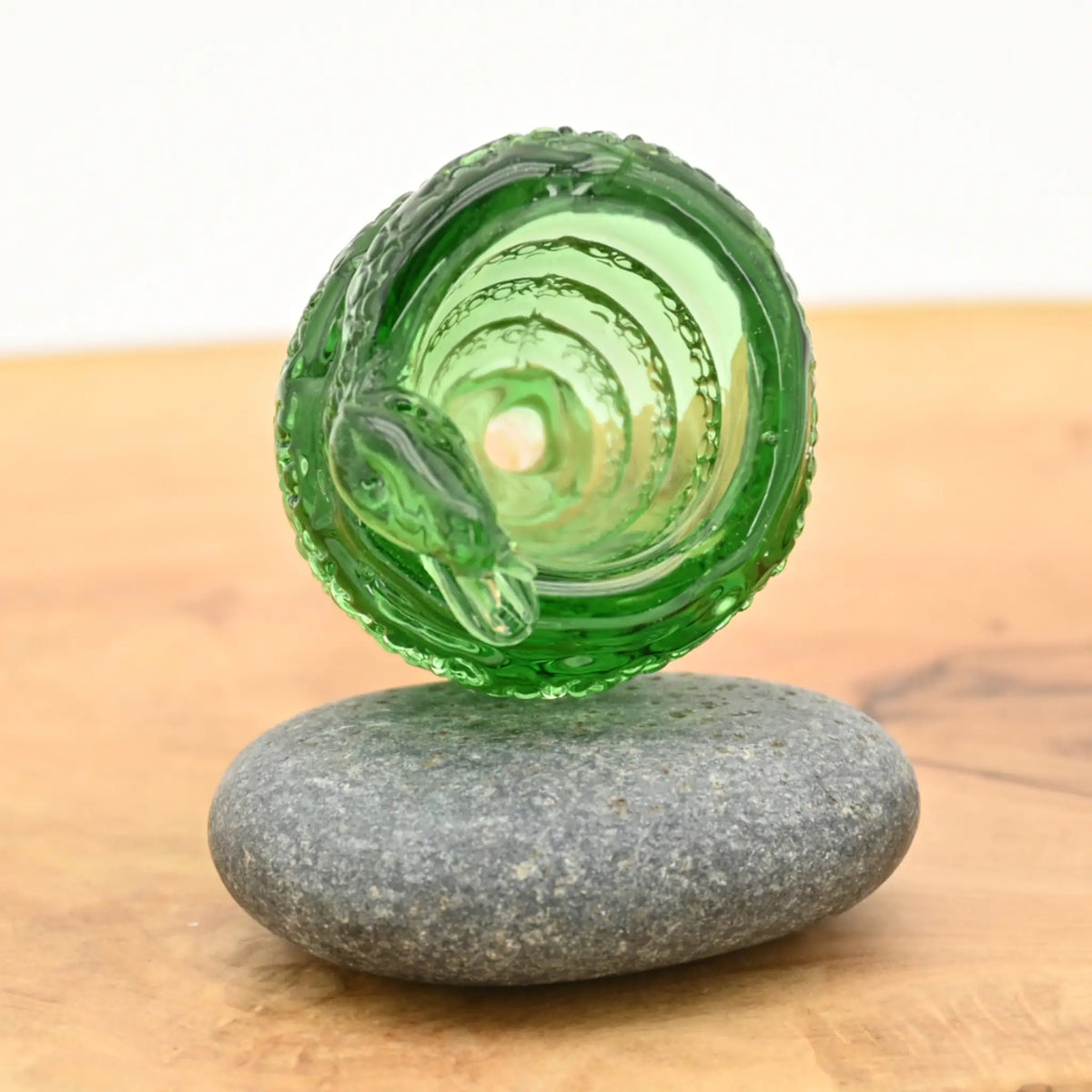 jelly_joker_schlangen_gruen_ns14_mittelgrosser_durchlass_bong_kopf_zubehoer_guenstig_headshop_Johnnys_Headshop