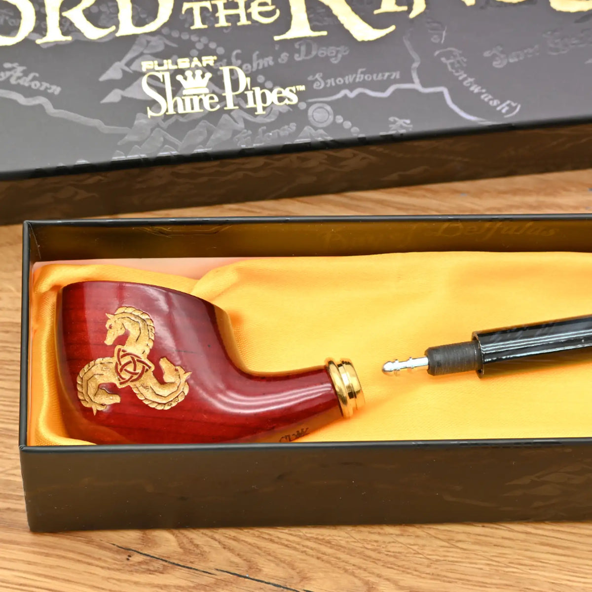 Shire-Pipes-Riders-of-Rohan-Holz-Pfeife-Geschenk-Fan-Artikel-geschnitzt-kaufen-Headshop-mit-schnellem-Versand-Johnnys-Headshop