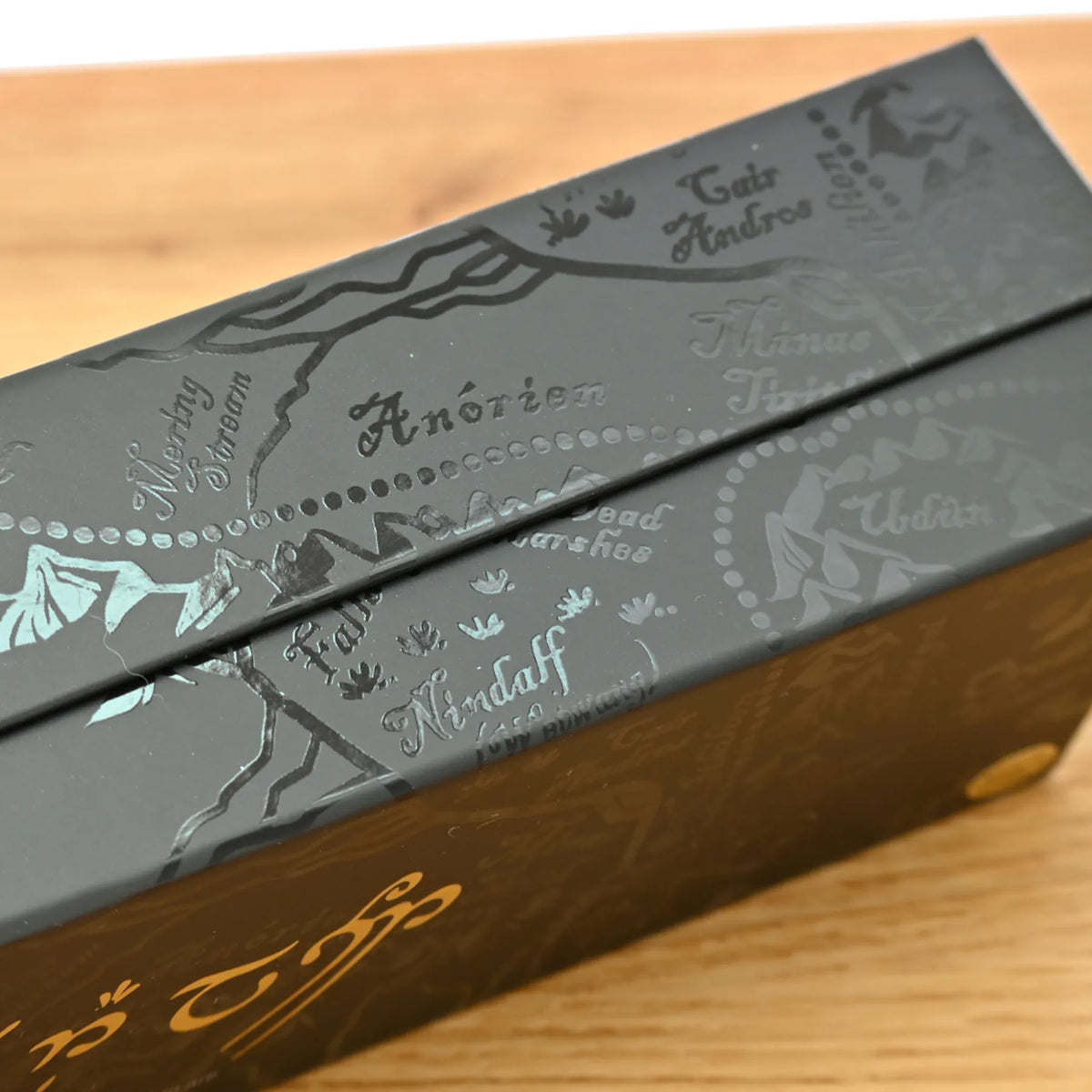 Shire-Pipes-Herr-der-Ringe-Pfeife-Rohan-Tabakpfeife-geschnitzt-kaufen-online-Dein-Headshop-fuer-Gras-Zubehoer-Johnnys-Headshop