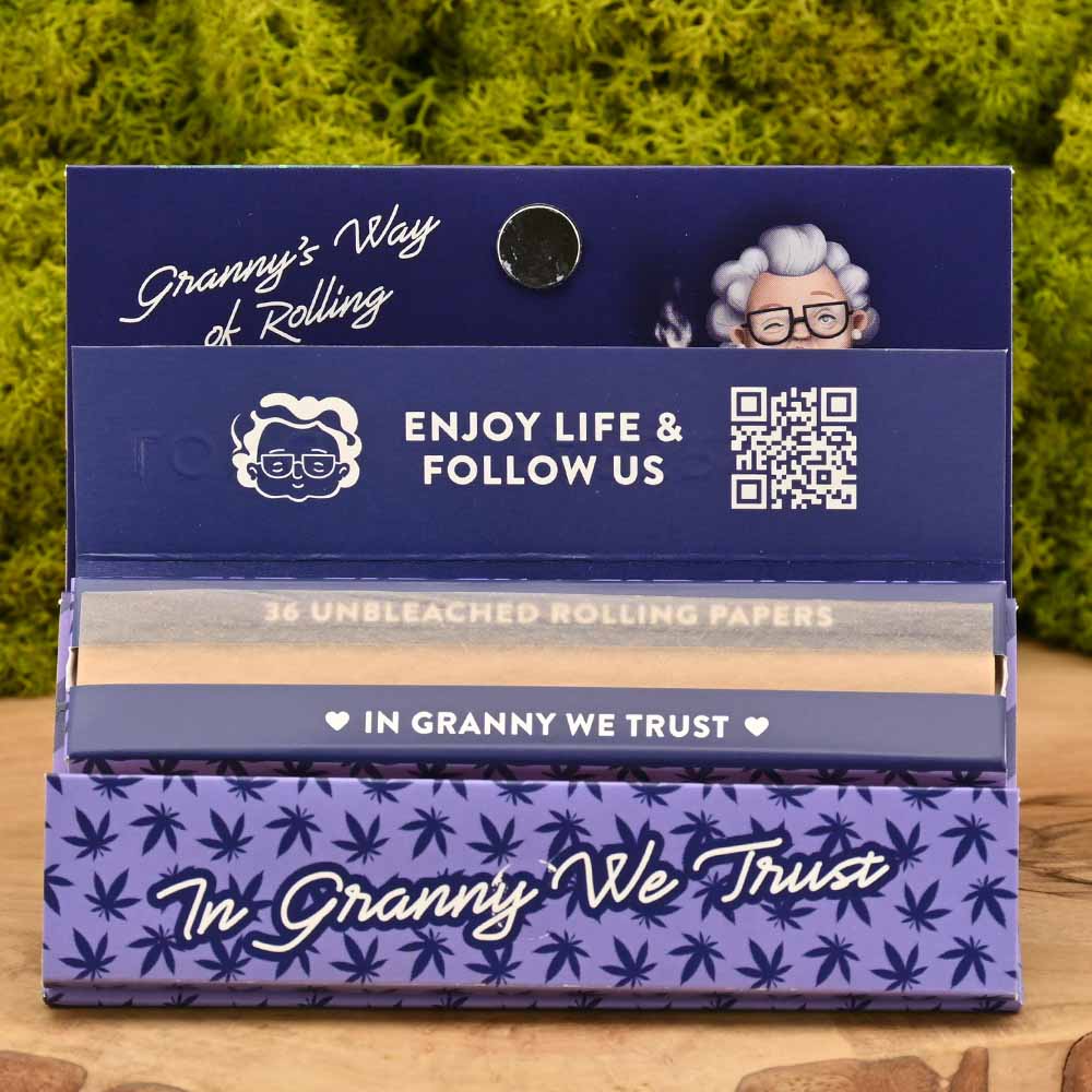 Granny's Virgin Kingsize Slim Papers + Tips & Grinderreibe