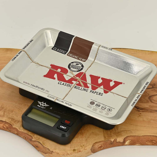 RAW Feinwaage für 1000g - 0,01g