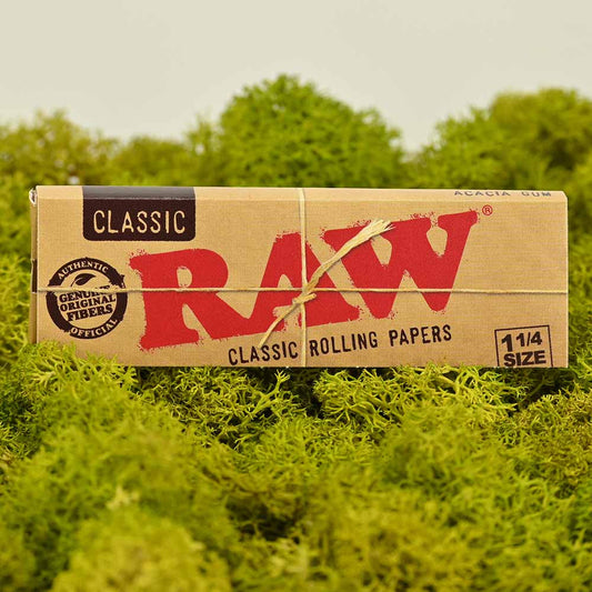 RAW Queen Size 1-1/4 Papers