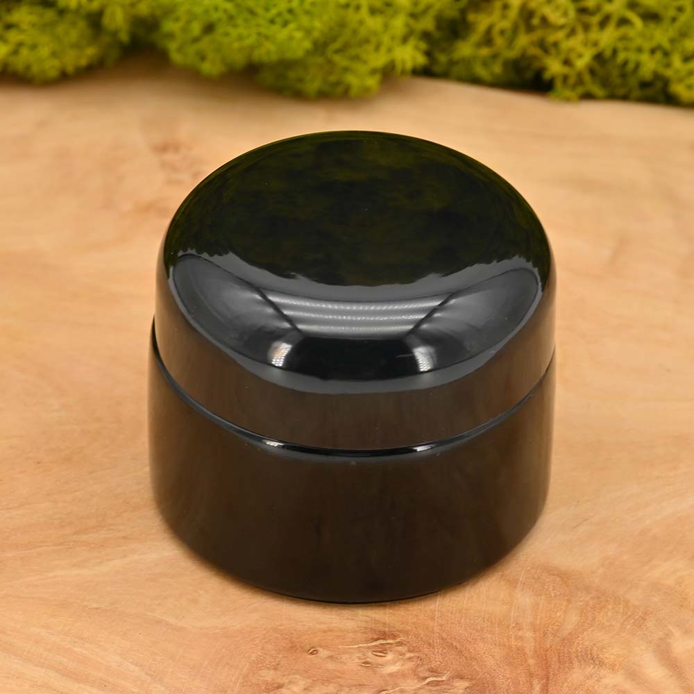 Weithalsdosen aus Violettglas